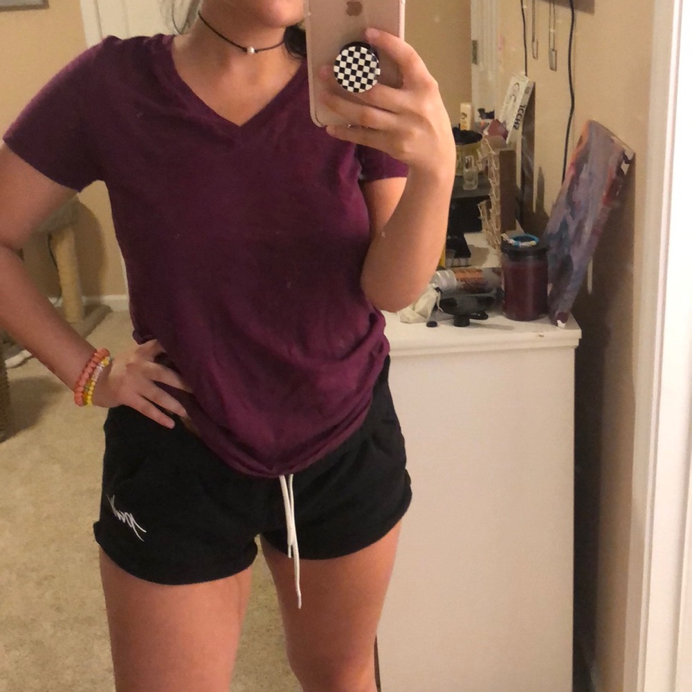 V-neck t shirt 👚